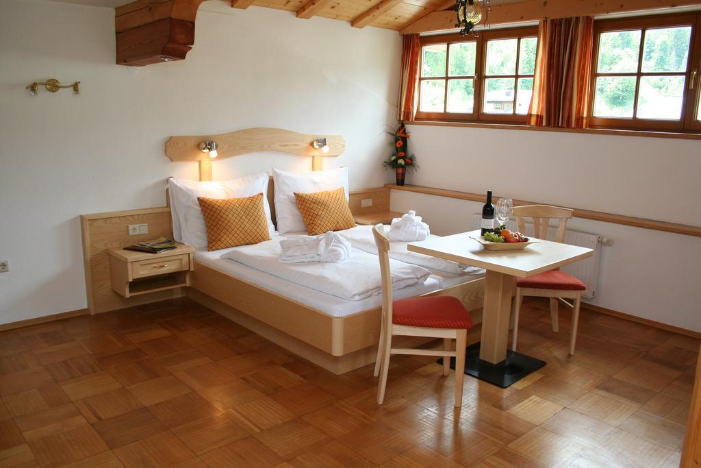 Hotel Alpenrose Muehlbach Am Hochkoenig Quarto foto